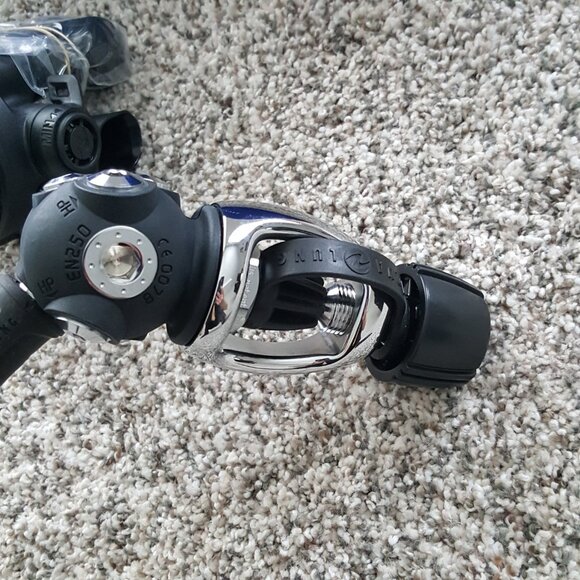 $499 Aqua Lung Core Regulator ACD Yoke First & Second Stage Scuba Diving Gear - Picture 6 of 11